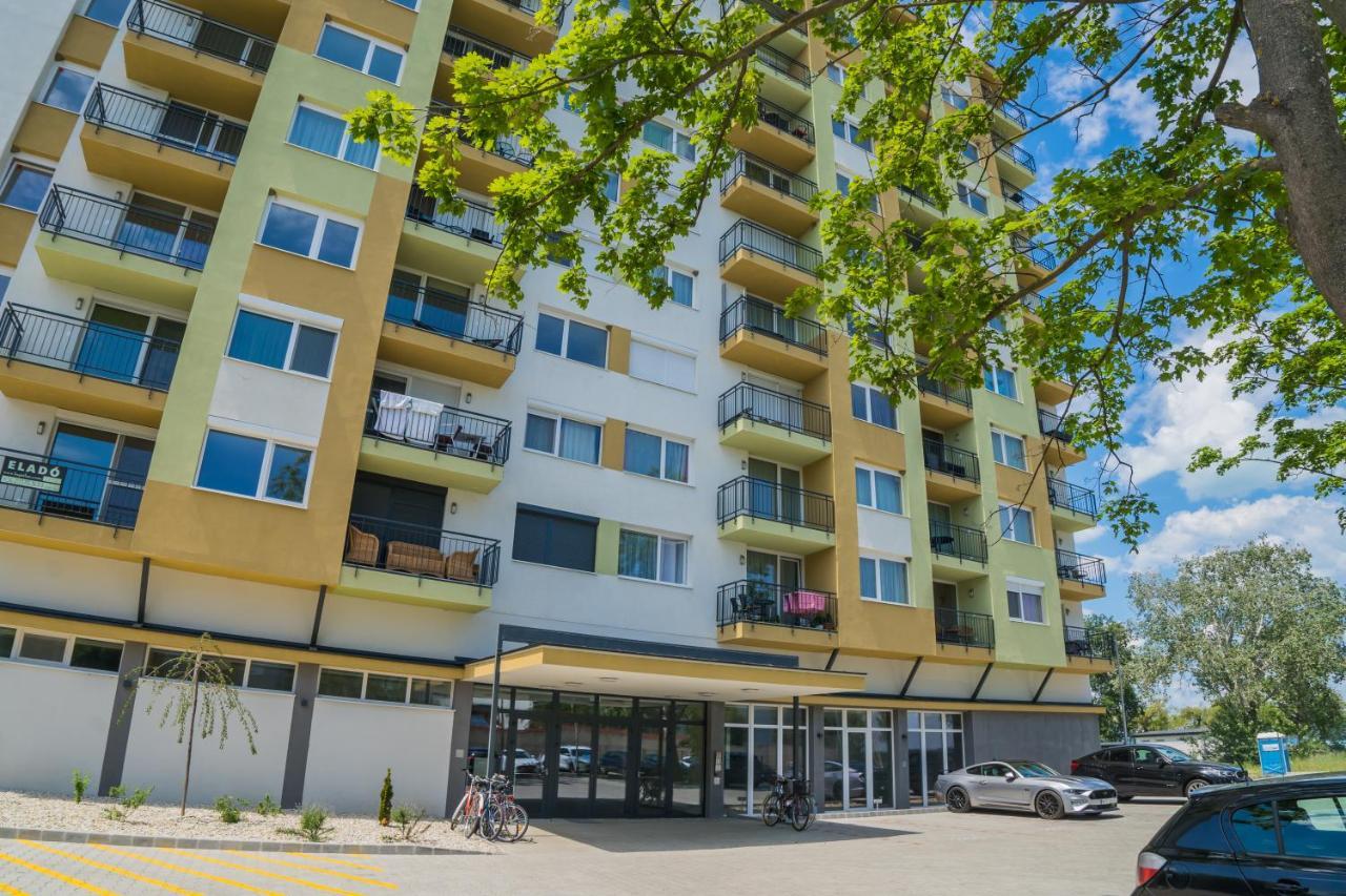 Myflat Top Panorama 909 Apartment Siófok Kültér fotó
